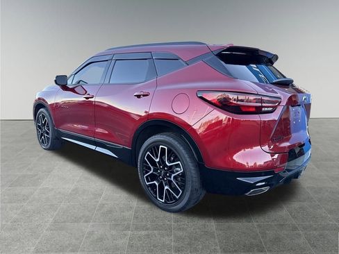 Used 2023 Chevrolet Blazer RS image 3