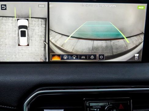 Used 2025 Nissan Armada Platinum image 30