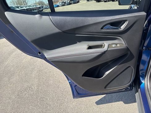 Used 2023 Chevrolet Equinox RS image 28