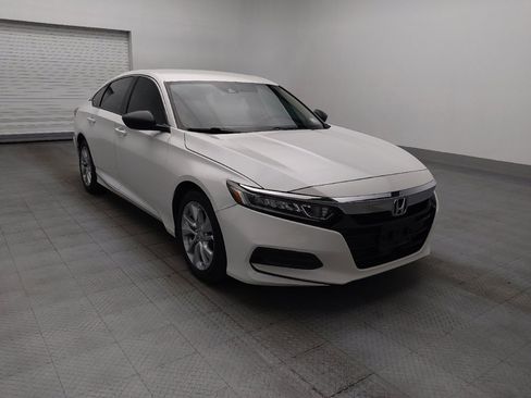 Used 2018 Honda Accord LX image 13