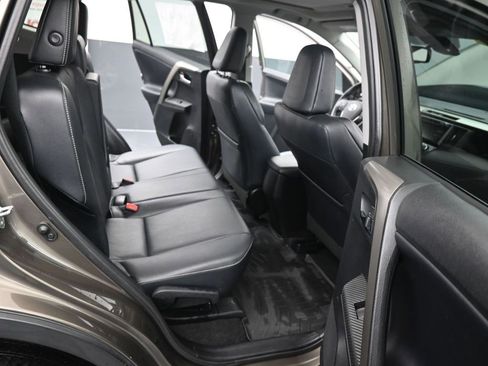 Used 2014 Toyota RAV4 Limited image 25