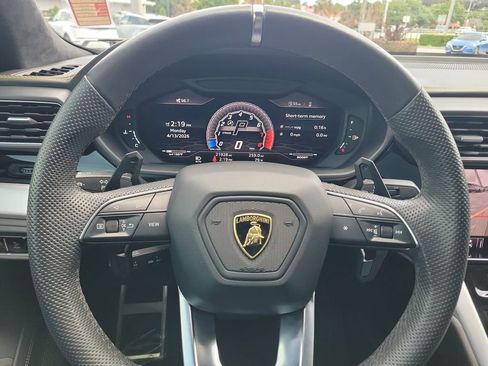 Used 2020 Lamborghini Urus image 29