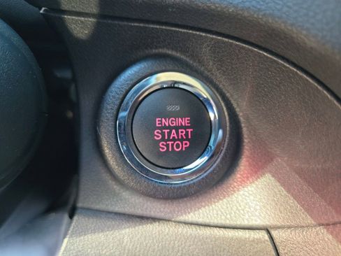 Used 2022 Subaru Ascent Limited image 22