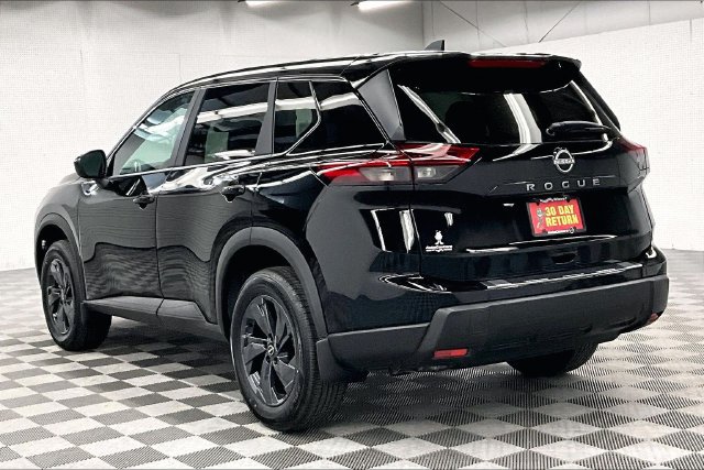 New 2027 Nissan Rogue SV FWD image 4