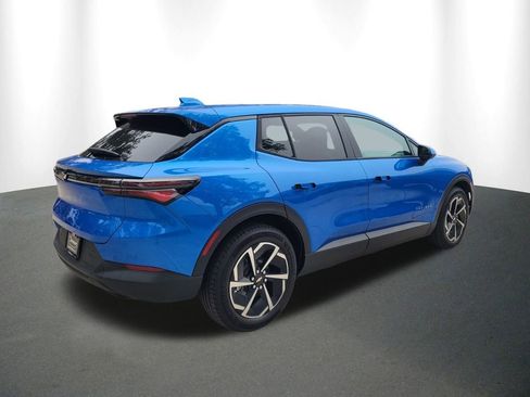 New 2026 Chevrolet Equinox EV LT image 8