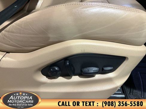 Used 2022 Porsche Cayenne AWD/4WD image 13