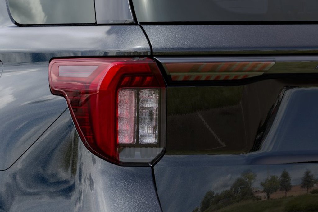 New 2027 Ford Explorer ST-Line w/ Premium Package RWD image 25