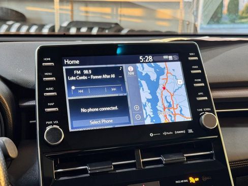 Used 2021 Toyota Avalon XSE image 12