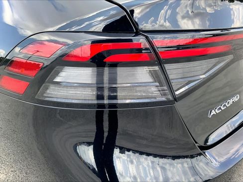 Used 2023 Honda Accord Sport image 28