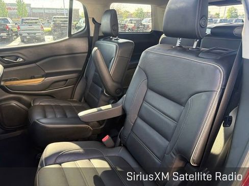 Used 2018 GMC Acadia Denali w/ Technology Package FWD image 23
