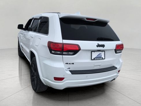 Used 2018 Jeep Grand Cherokee Altitude image 8