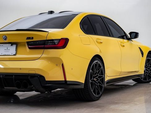 Used 2023 BMW M3 Competition w/ M Carbon Exterior Package image 11