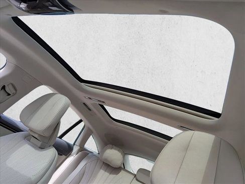 Used 2022 Mercedes-Benz EQS 450+ Sedan image 15
