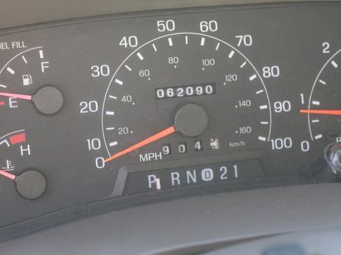 Used 2000 Ford F250 Lariat image 24