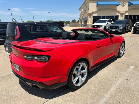 Used 2020 Chevrolet Camaro SS RWD image 7