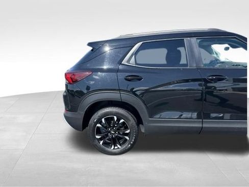 Used 2022 Chevrolet TrailBlazer LT FWD image 4