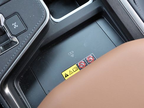 Used 2025 Lexus GX 550 550 Luxury image 30