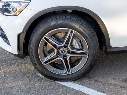 Used 2020 Mercedes-Benz GLC 300 image 8