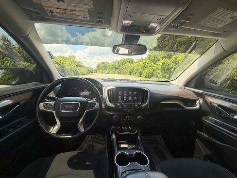 Used 2020 GMC Terrain SLE w/ Driver Convenience Package FWD image 10