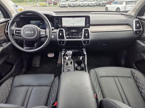 Used 2023 Kia Sorento SX Prestige AWD/4WD image 12
