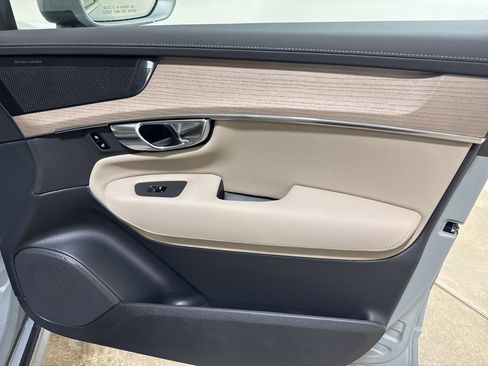 New 2026 Volvo XC90 T8 Plus w/ Protection Package Premier AWD/4WD image 27