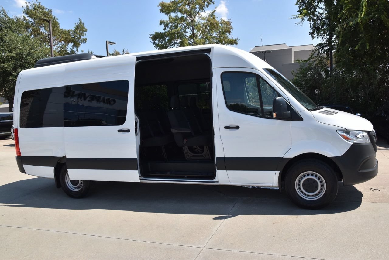 Used 2025 Mercedes-Benz Sprinter 2500 image 13