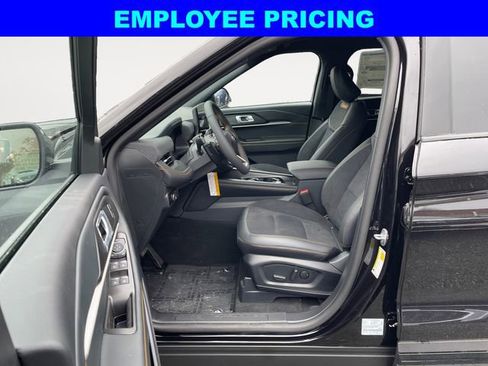 New 2026 Ford Explorer Tremor AWD/4WD image 9