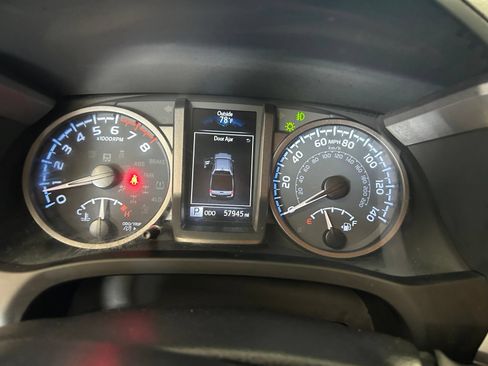 Used 2023 Toyota Tacoma TRD Off-Road AWD/4WD image 18