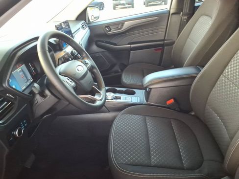 Certified 2024 Ford Escape Active FWD image 11