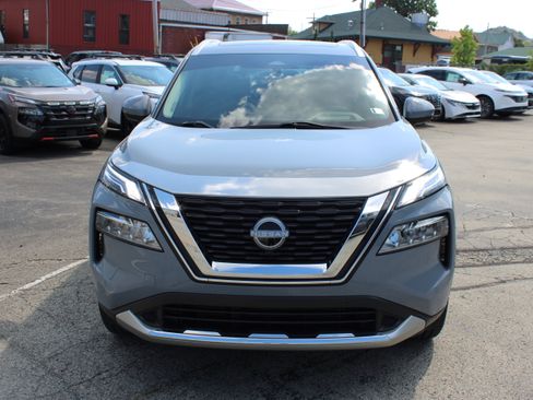 Certified 2023 Nissan Rogue Platinum w/ Platinum Premium Package AWD/4WD image 19