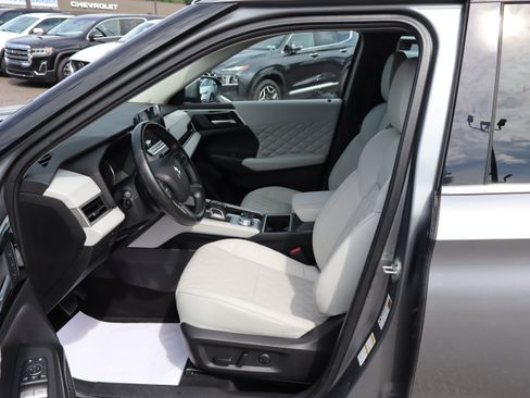 Used 2022 Mitsubishi Outlander SEL AWD/4WD image 12