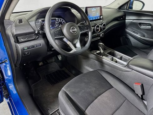 Used 2024 Nissan Sentra SV image 7