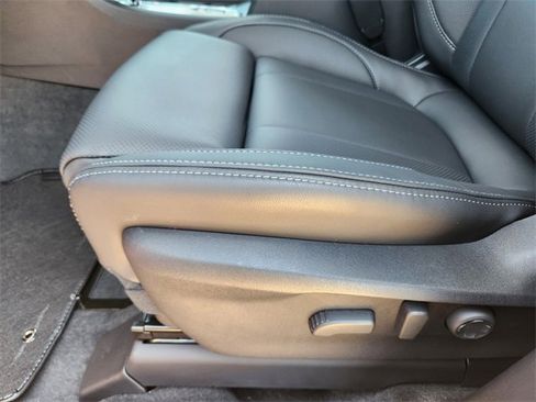 New 2025 Subaru Ascent Limited image 19