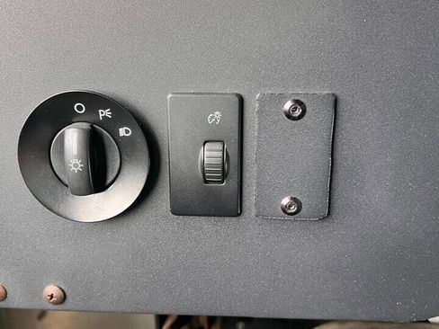 Used 2014 Ford E-350 and Econoline 350 Super Duty w/ A/C Prep Package image 16