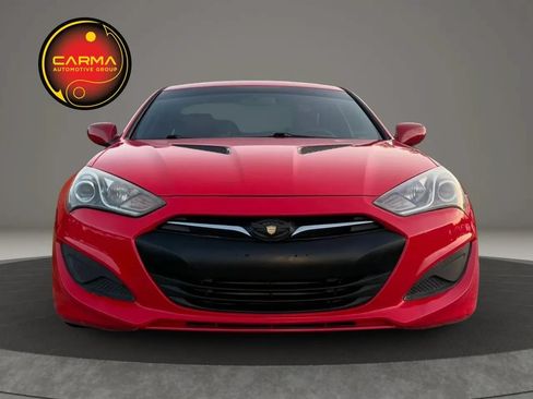 Used 2013 Hyundai Genesis 2.0T RWD image 8