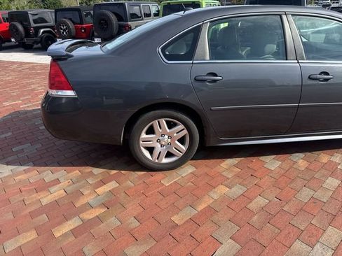 Used 2010 Chevrolet Impala LT w/ Luxury Edition Package FWD image 15