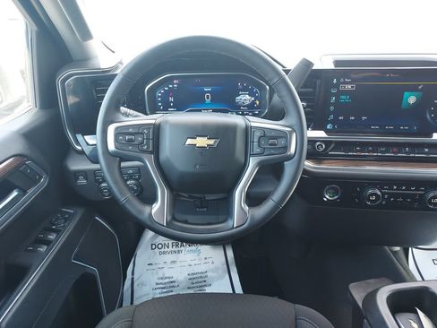 Used 2024 Chevrolet Silverado 1500 LT AWD/4WD image 13