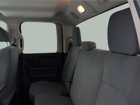 Used 2018 RAM 1500 Express image 13