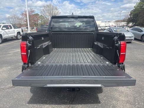 New 2026 Toyota Tacoma TRD Off-Road AWD/4WD image 11