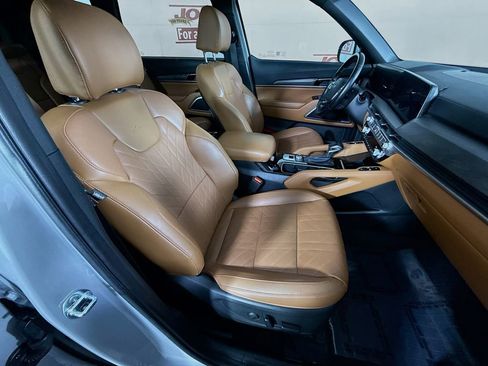 Used 2024 Kia Telluride EX X-Line image 35