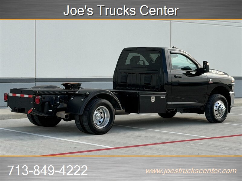 Used 2025 RAM 3500 Tradesman RWD image 8