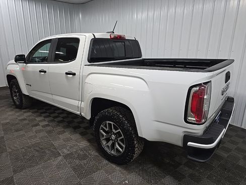 Used 2022 GMC Canyon AT4 AWD/4WD image 9