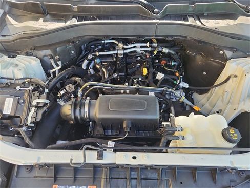 Used 2021 Ford Explorer XLT w/ Equipment Group 202A image 29