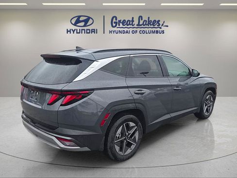 Certified 2025 Hyundai Tucson SEL FWD image 5