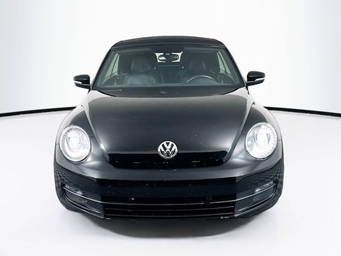 Used 2016 Volkswagen Beetle 1.8T SE w/ Lighting Package image 2