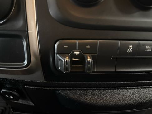 Used 2020 RAM 1500 Classic Warlock image 18