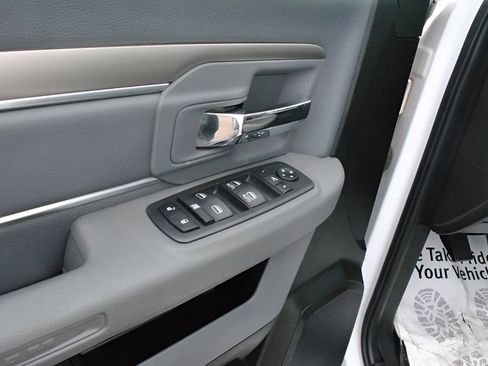 Used 2019 RAM 1500 Big Horn AWD/4WD image 24
