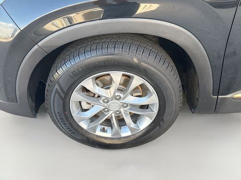 Used 2019 Hyundai Santa Fe SEL image 34