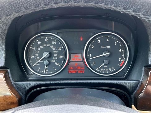 Used 2011 BMW 328i Sedan RWD image 20