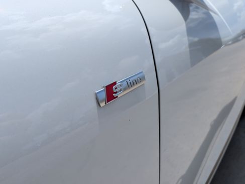 Certified 2024 Audi Q4 e-tron Premium Plus AWD/4WD image 36